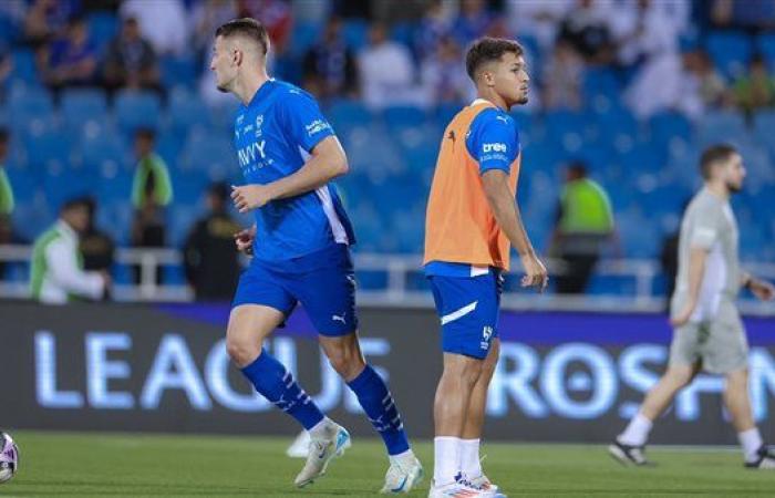 الدوري السعودي.. رباعي هجومي في تشكيل الهلال أمام الخلود