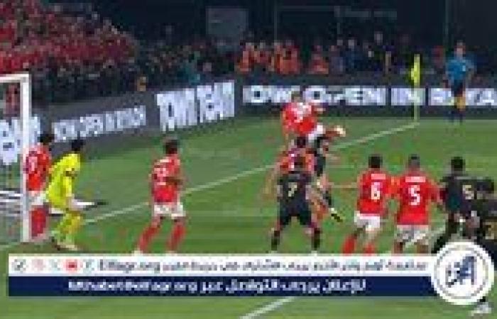 خروج لاعبو الأهلي وتحية من جماهير الزمالك والأهلي للاعبين