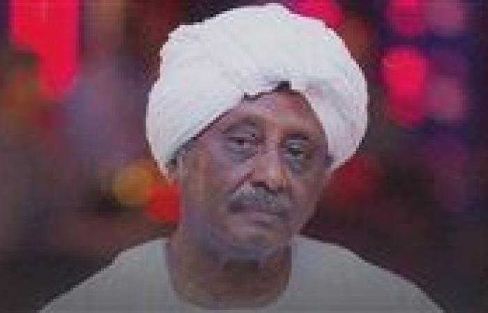 بعد رحيله.. من هو الشاعر السوداني هاشم صديق؟