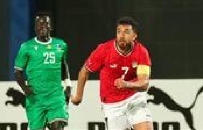 تريزيجيه وحمدى فتحى يشاركان فى مران منتخب مصر اليوم