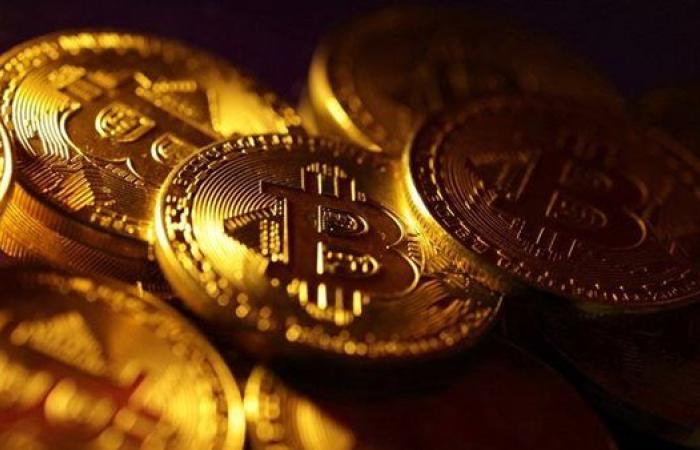 سعر البيتكوين يتخطى 83 ألف دولار لأول مرة