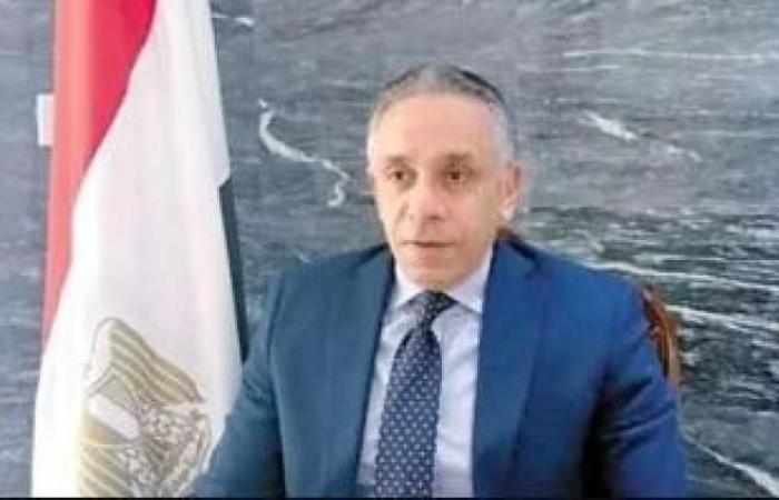 سفير مصر بلبنان يوضح تفاصيل طائرة المساعدات الخامسة إلى بيروت