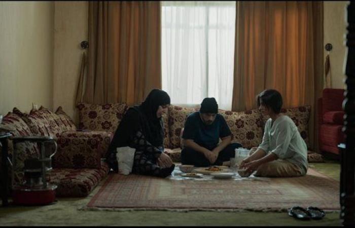 مهرجان القاهرة السينمائي| اليوم.. العرض العالمي الأول لفيلم "ثقوب"