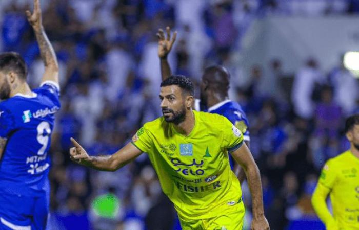 بعد مباراة الخليج والهلال.. الإنجاز التاريخي للزعيم يتوقف