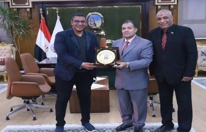 جامعة جنوب الوادي تكرّم صندوق تحيا مصر لدعمه الطلاب بمبادرة دكان الفرحة