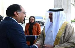 مدبولي يستقبل رئيس مجلس النواب البحريني والوفد المرافق له