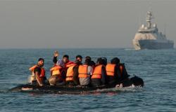 مصرع 5 أشخاص أثناء محاولتهم عبور بحر المانش في قارب صغير من فرنسا