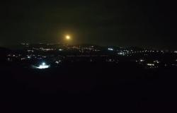 الجيش الإسرائيلي: رصدنا إطلاق صاروخين من لبنان صوب شمال إسرائيل